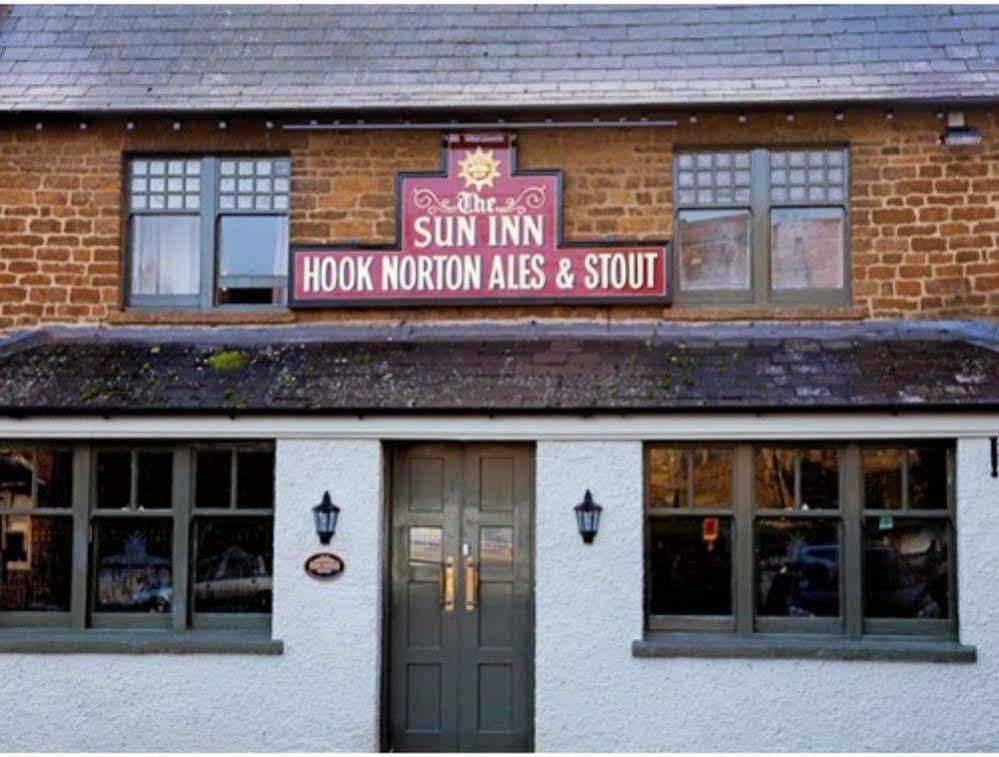 The Sun Inn At Hook Norton Extérieur photo