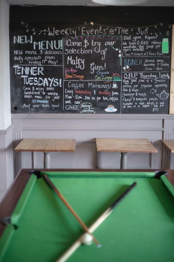 The Sun Inn At Hook Norton Extérieur photo